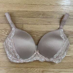 Victorias Secret Bra, Wire Free, Nude Tan Beige, 36DD, Lace, Triple Hook